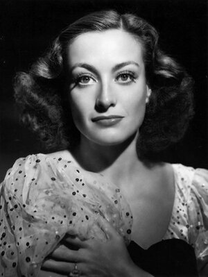 Joan_Crawford_-_1936_-_Hurrell.jpeg
