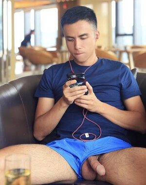 dick x 02 (3c) (3).jpg