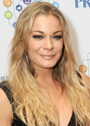 LeAnn_Rimes_2014_Big_Apple_Awards_Gala_(1)_(cropped)_(cropped).png