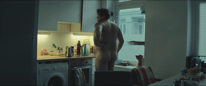 Ronald_Zehrfeld-Dying (2024)_01a.gif