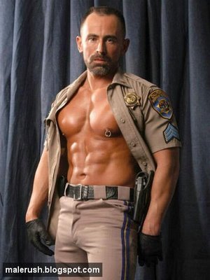 hot cop.jpg