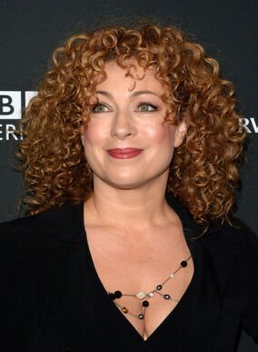 Alex_Kingston2.jpg