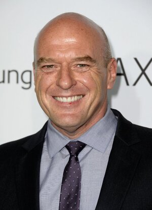 Dean_Norris_(7).jpg