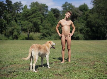 Nude_dogwalker.jpg