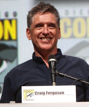 Craig_Ferguson_(9362716303)_(cropped).jpg