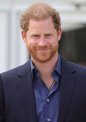 prince-harry-2-2000-0c6b256ac0774d23946f6ca69645f854.jpg