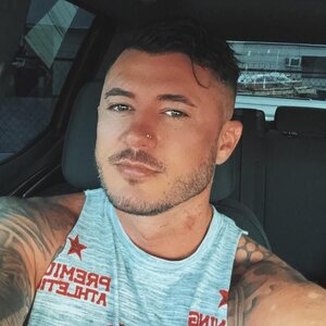 Clint Wright 🇺🇸 on TikTok.jpeg