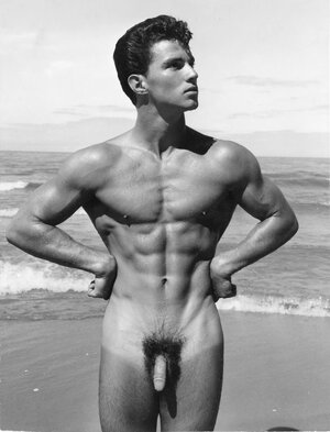 GLENN BISHOP by BOB DELMONTEQUE.jpg