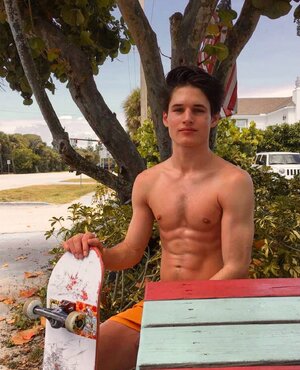 3F76C8BC-9D30-46E2-899E-4C505E063745.jpeg 3F76C8BC-9D30-46E2-899E-4C505E063745.jpeg