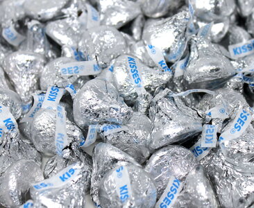 kisseseer hershey's.jpeg kisseseer hershey's.jpeg