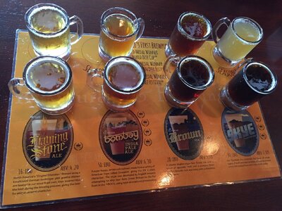 flight-of-eight-beers.jpg