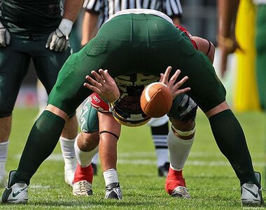 8-gay-things-straight-guys-do-playing-football.jpg