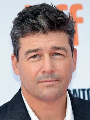 Kyle Chandler.jpg