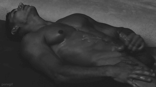 bw-male-orgasm_001.gif