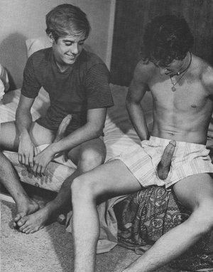 Seventies%203.jpg
