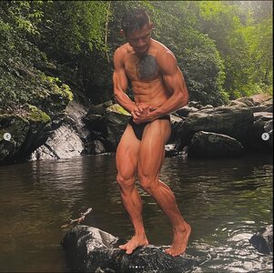 Suablack 4.jpg Suablack 4.jpg