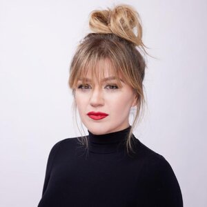 Kelly_Clarkson.jpg