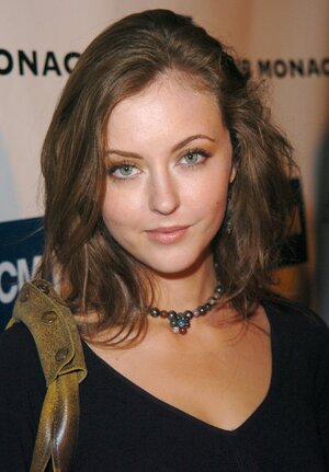 Katharine_Isabelle.jpg