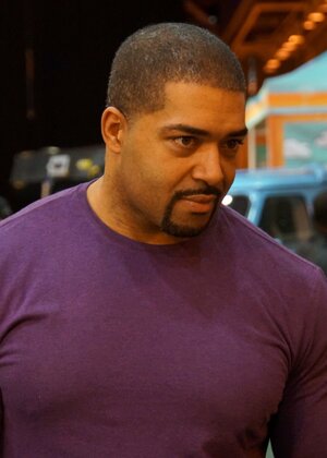 2014_David_Otunga.jpg