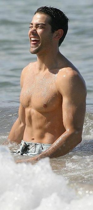 Jesse Metcalfe (6).jpg