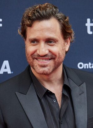 Edgar_Ramirez_at_the_2024_Toronto_International_Film_Festival_3_(cropped).jpg