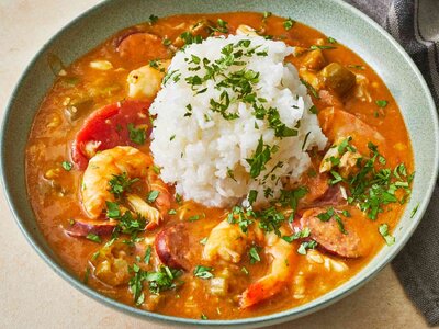 216888-good-new-orleans-creole-gumbo-DDMFS-4x3-573c0eb9f4584d92a0bd2b4e4065022a.jpg