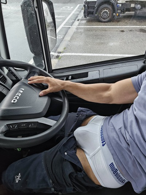 IMG_9640.png IMG_9640.png