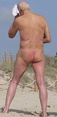 Charles Dance nude 432 (1).jpg