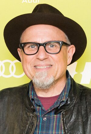 800px-Bobcat_Goldthwait_May_2015.jpg