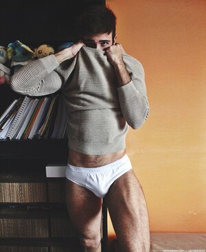 Leo Ursini 11-leo-takes-pics-2017.jpg