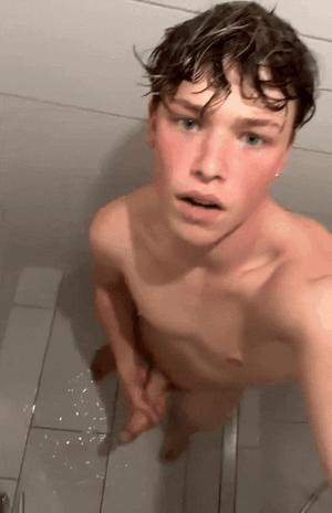 4EE6DD49-5865-4A3E-9F0C-B42F26CC2213.gif