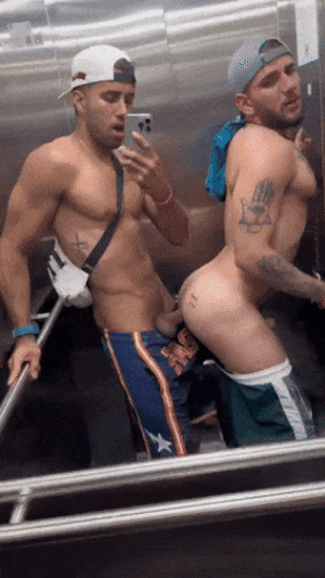 65E1399E-C5D2-4E83-9334-9F8DFDFF38DD.gif