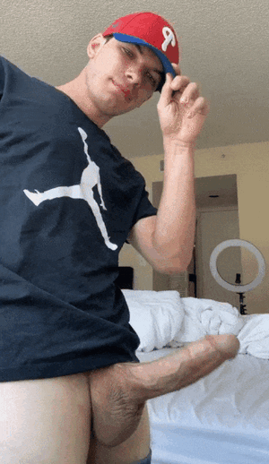 C73FC057-EC79-4D68-907C-38E2FDCD0A15.gif