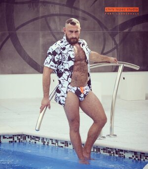 AdrianDeBerardinis05-Bear naked chef.jpg