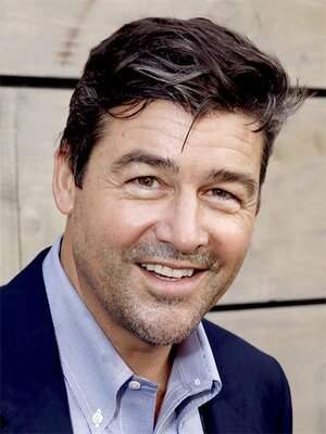 kyle-chandler-2016-450x600.jpg