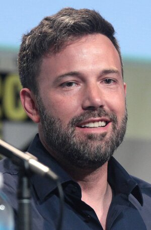 800px-Ben_Affleck_by_Gage_Skidmore.jpg