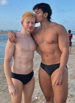 Screenshot_20241218-020955_Samsung Internet.jpg