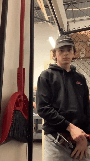 2BD0EF7D-4245-4BFB-8093-39CD7A283A38.gif
