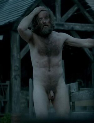 Dean Lennox Kelly in JAMSTOWN (2017).jpg