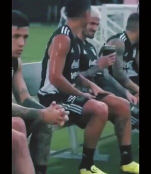 dybala de paul (online-video-cutter.com) - frame at 0m0s.jpg