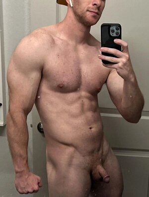 Naked-after-the-gym-cut-soft-dick.jpg