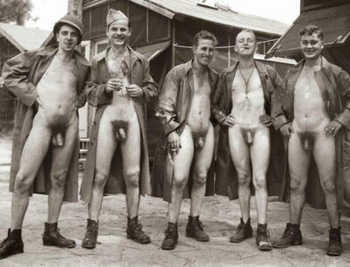 ww2-naked-army-ladz-768x446.jpg