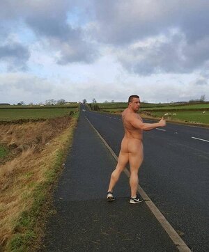 aussie-ladz-hitch-hiking-nude-buttocks.jpg