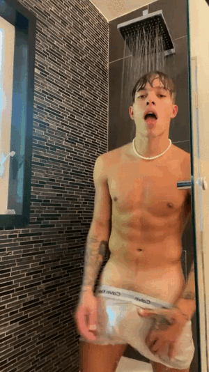 FF1C1A5C-911E-4AE0-BD86-74156233E509.gif