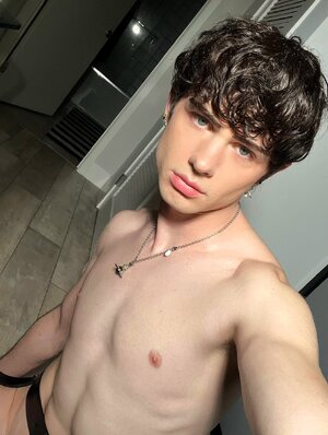 eis me3rvrfroccfj7za.jpg