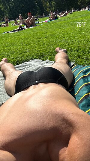 tumblr_147c45c951d9f27a51a59aa07b144e96_1b81af94_1280 (1).jpg