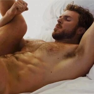 Screenshot_20250102-044458_Samsung Internet.jpg