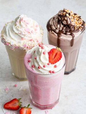 How-to-Make-a-Milkshake-11-540x720.jpg