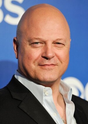 actor-michael-chiklis-76083_large.jpg