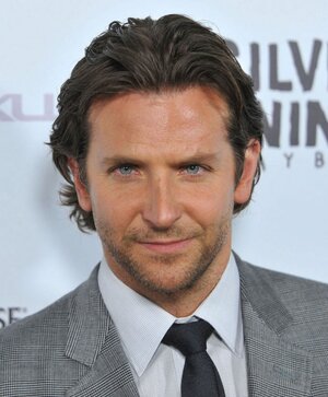 entertainment-2013-01-bradley-cooper-suit-main.jpg